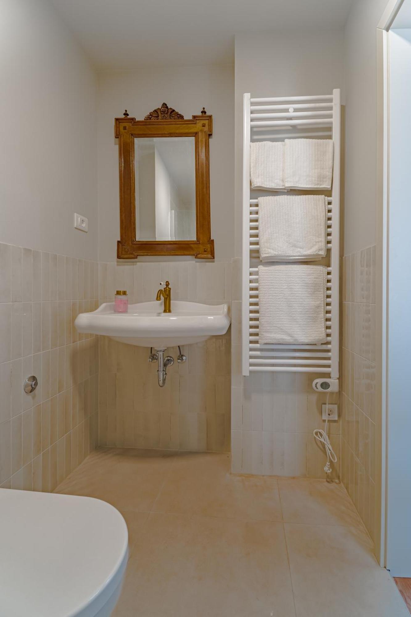 Upper Town Rooms Zagreb Luaran gambar